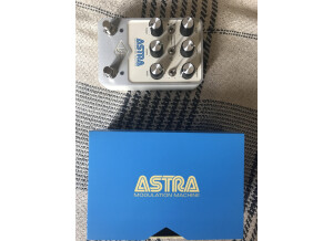 Universal Audio Astra Modulation Machine (48312)