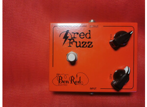 Benrod Electro Red Fuzz (48150)