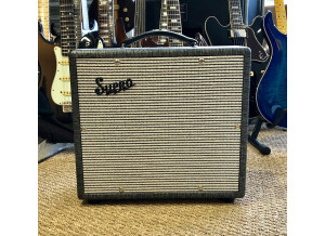 Supro 1610RT Comet (42952)