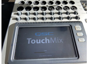 QSC TouchMix-16 (63401)