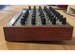 M.F.B. Synth-Pro (30081)
