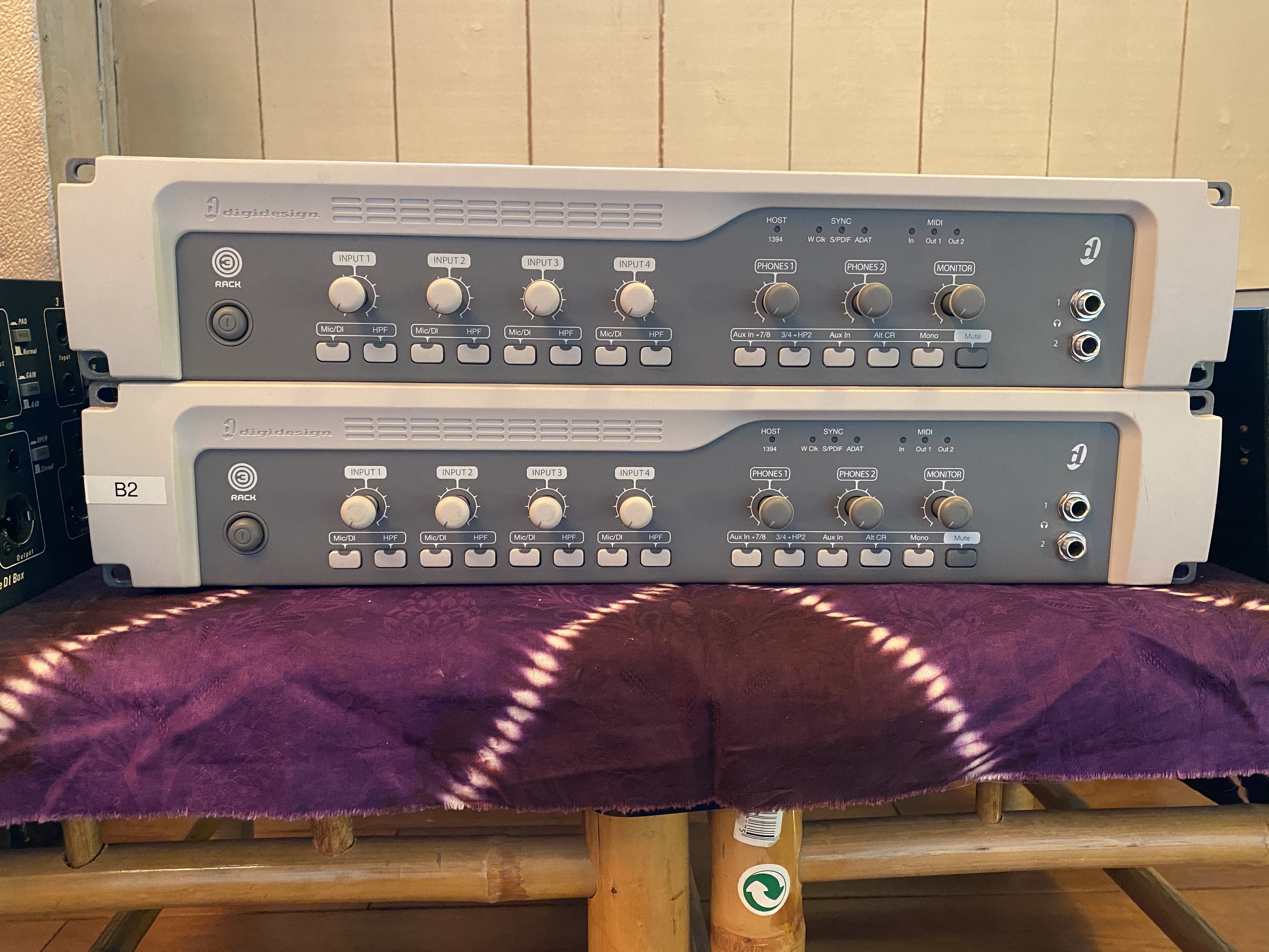 2 Interfaces DIGIDESIGN DIGI-003 Rack