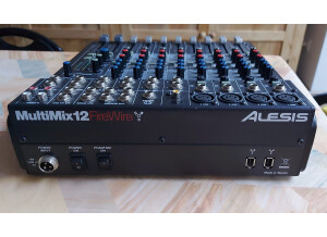 Alesis MultiMix 12 FireWire