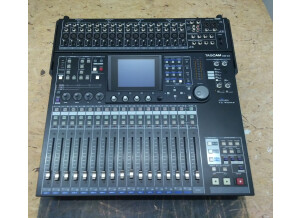 Tascam DM-24 (93649)