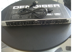Behringer [Denoiser Series] SNR2000