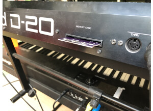 Roland D-20 (25479)