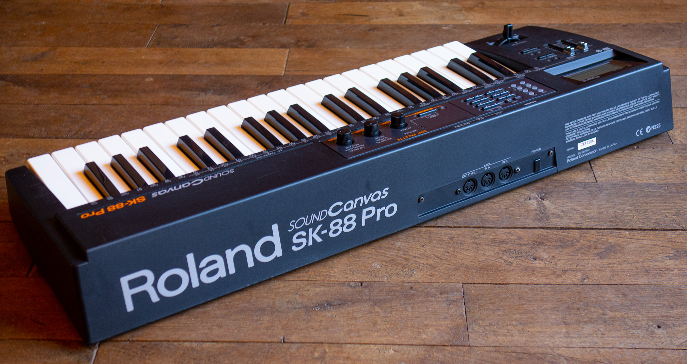 Pictures and images Roland SK-88 Pro - Audiofanzine