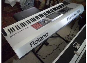 Roland Fantom-G8