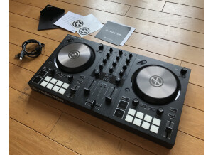 Native Instruments Traktor Kontrol S2 mk3 (49773)