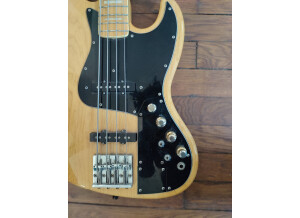 Fender Marcus Miller Jazz Bass (46715)
