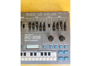 Roland MC-202 (36245)