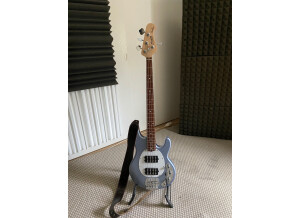 Music Man Classic Sterling 4 HH