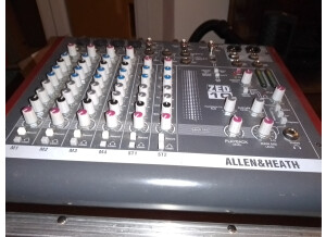 Allen & Heath ZED-10 (15978)