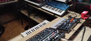 Modal Electronics Cobalt8