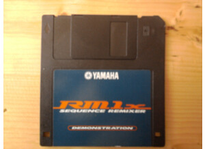Yamaha RM1X (85281)
