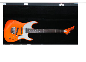 Charvel 475 deluxe (83910)