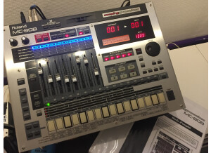 Roland MC-808 (88550)