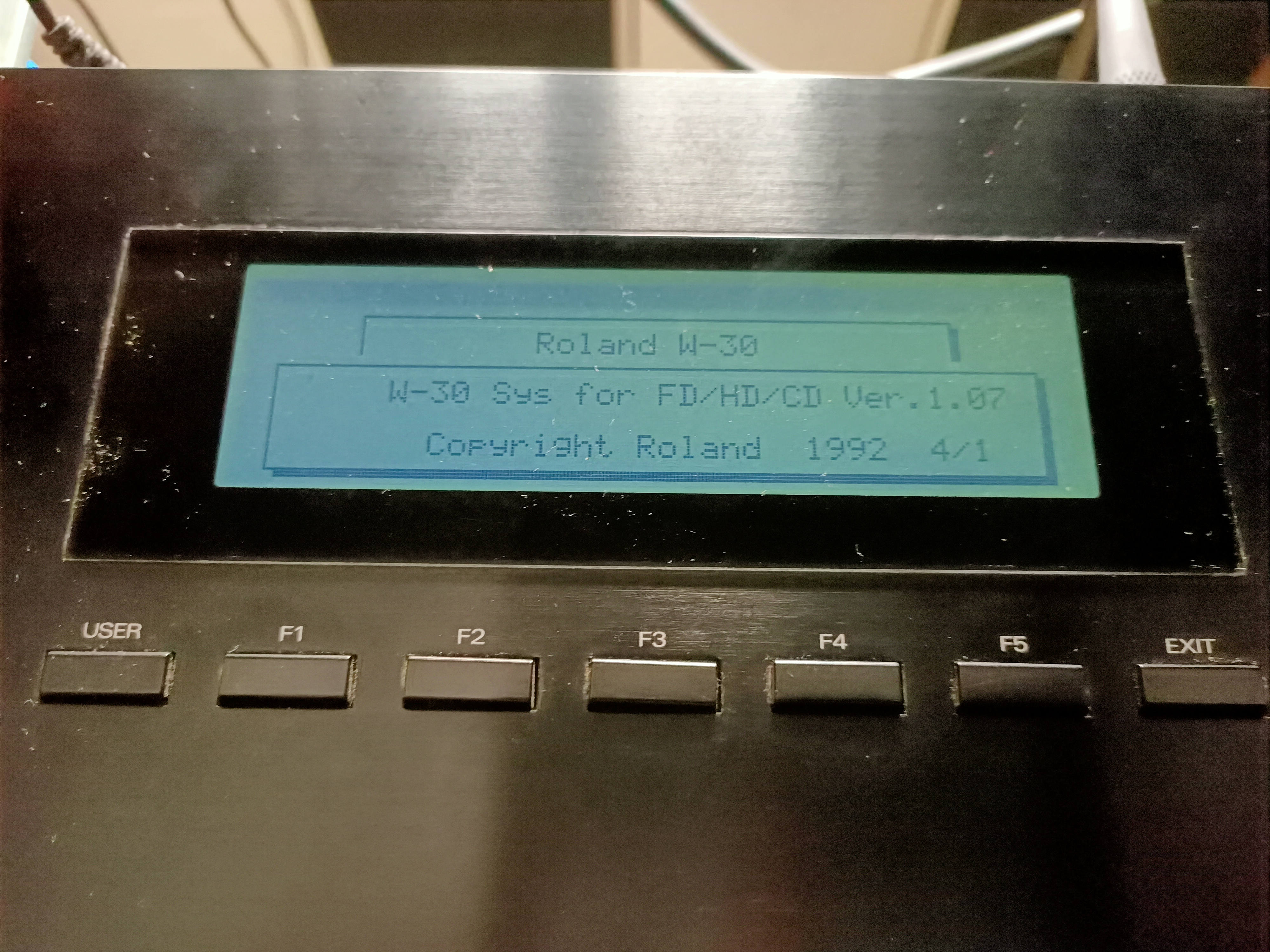 02 démarrage w30 avec le systeme 1.07 gestion du scsi compris