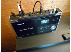 Roland SonicCell avec carte SRX11(piano)