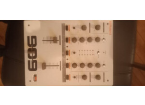 Roland DJ-99 (78678)