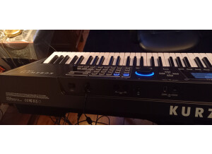 Kurzweil PC4 (31642)