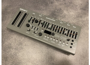 Roland SH-01A (19744)