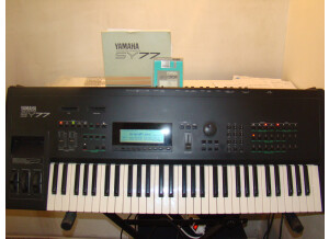 Yamaha SY77 (9550)