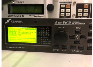 Fractal Audio Systems Axe-Fx II (78485)
