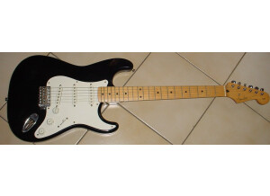 Fender Stratocaster Japan (84971)