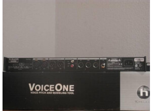 TC-Helicon VoiceOne