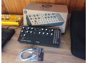 Moog Music DFAM (Drummer From Another Mother) (91115)