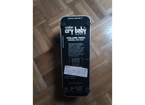 WahWah_Crybaby_Dunlop_Arrière