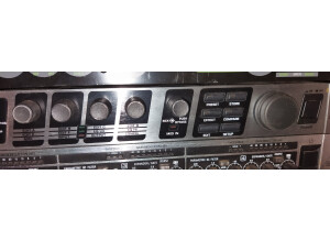 Behringer Virtualizer 3D FX2000 (42822)