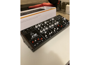 Behringer CAT Synthesizer (79660)