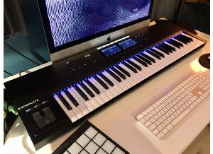 Native Instruments Komplete Kontrol S61 mk2 (21219)