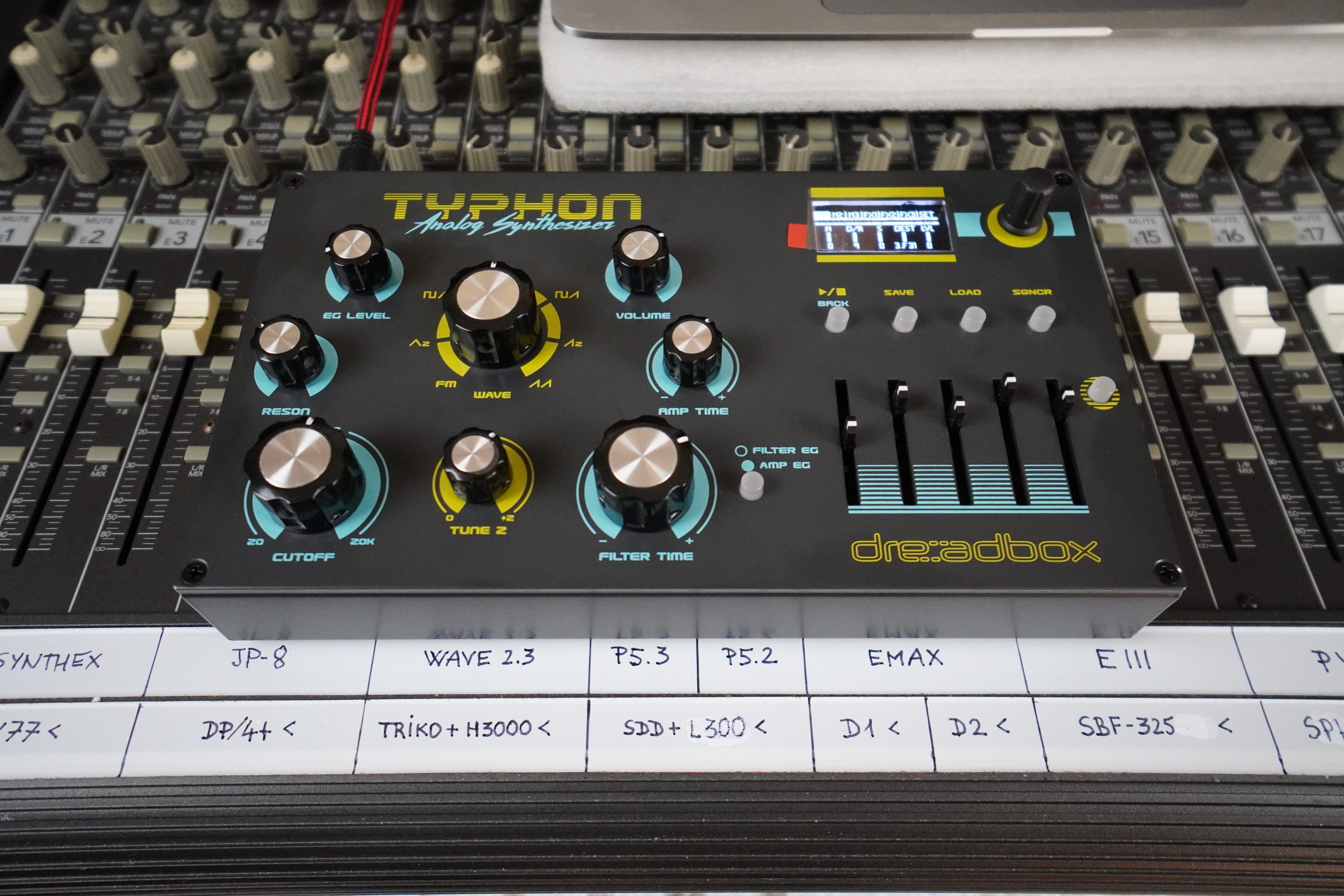 Typhon_2tof 01.JPG