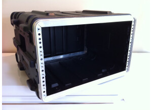 SKB rack 8 U (84400)