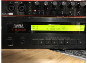 Yamaha TX802 (89565)