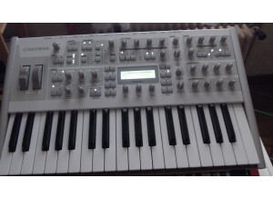 Access Music Virus TI2 Polar (57640)