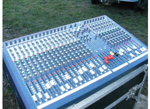 Soundcraft LX7II 24/4/3