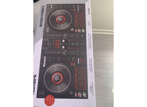 Numark Mixtrack Platinum FX (56147)