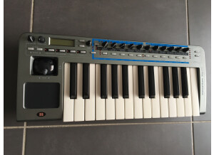 Novation XioSynth 25