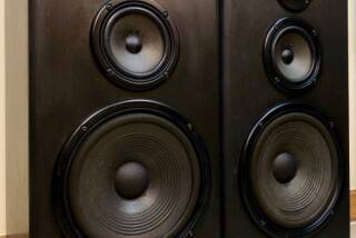 JBL LX 600