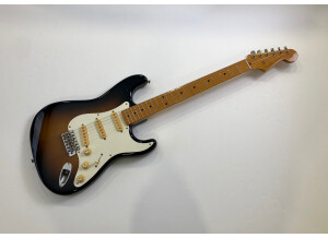 Fender ST57-xx (12785)