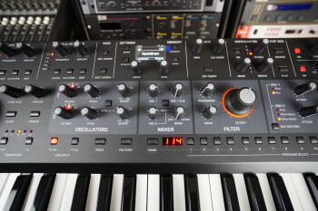 Take 5_02tof 05.JPG Take 5_02tof 05.JPG