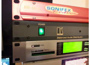 Kramer Electronics VM-1110XL (48286)