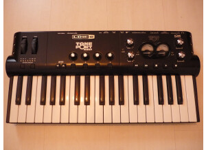 Line 6 POD Studio KB37 (44693)