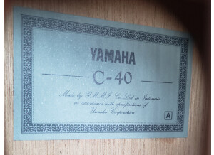 Yamaha C40 (35541)
