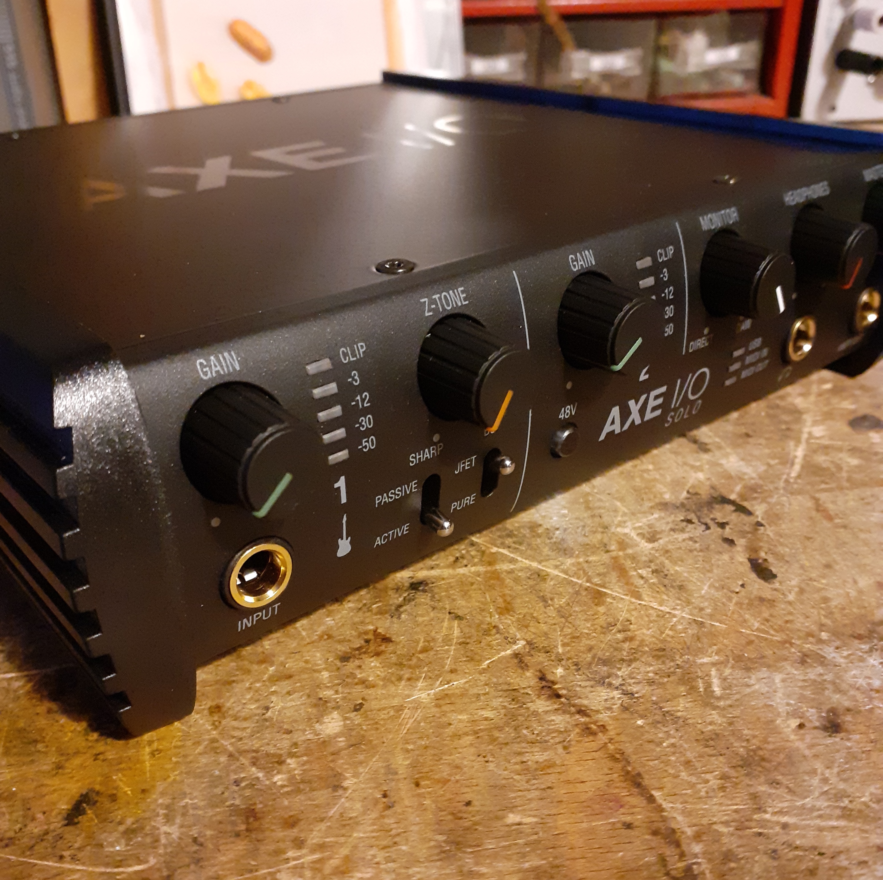 AXE I:O SOLO Inst Input