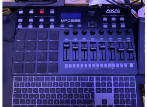 Akai Professional MPD232 (88082)